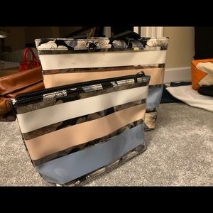 Vera Bradley Beach bag with wet bag